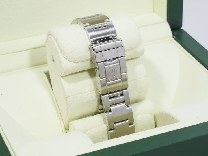 Rolex Explorer I Ref. 114270 Stainless Steel Black Dial Oyster Bracelet Unused qmu3g9ea