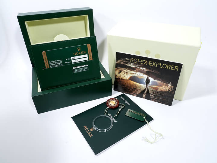 Rolex Explorer I Ref. 114270 Stainless Steel Black Dial Oyster Bracelet Unused qmu3g9ea