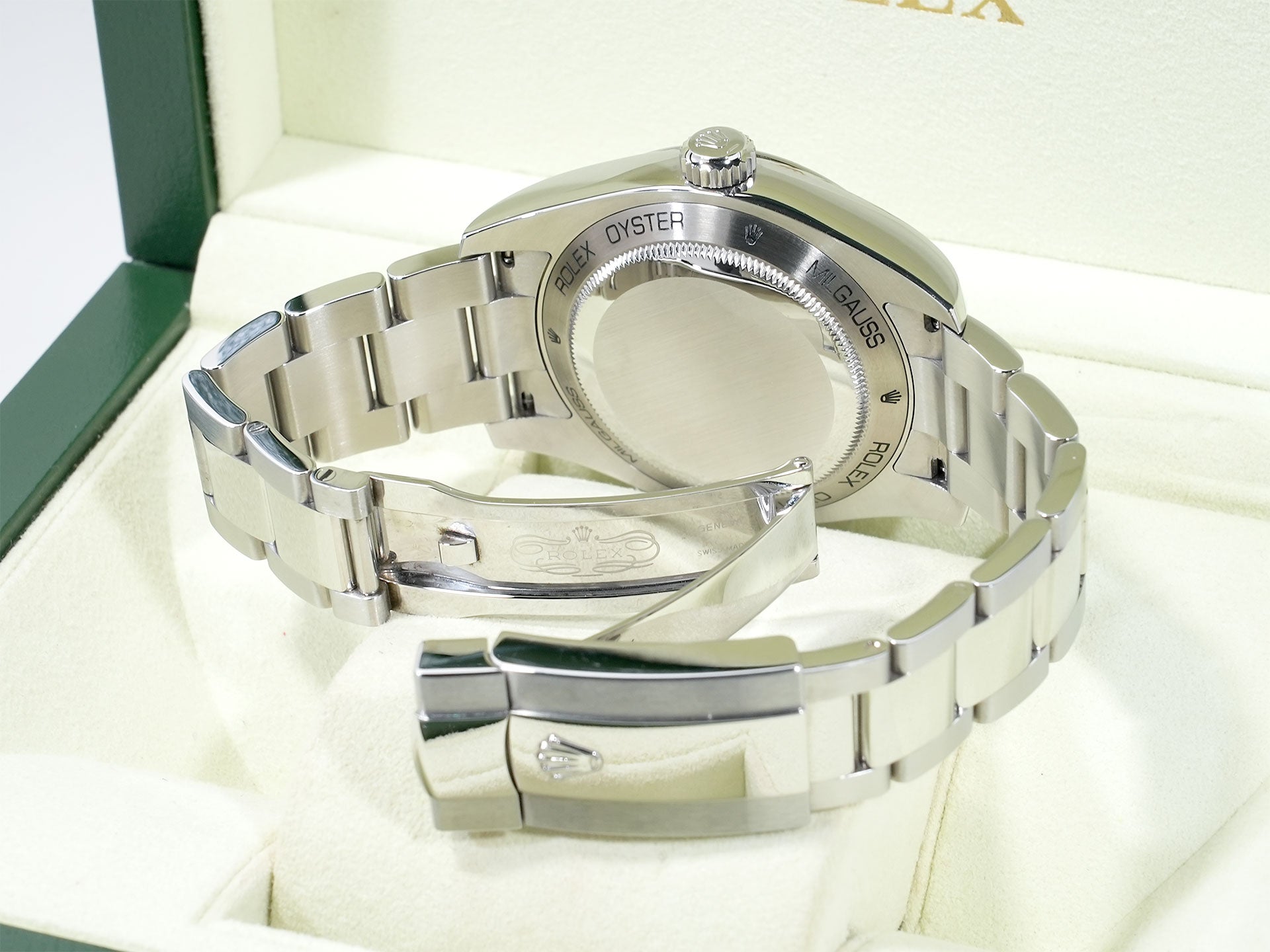 Rolex Milgauss Ref. 116400 Stainless Steel White Dial Excellent Condition Pre-Owned 2muvf7hd