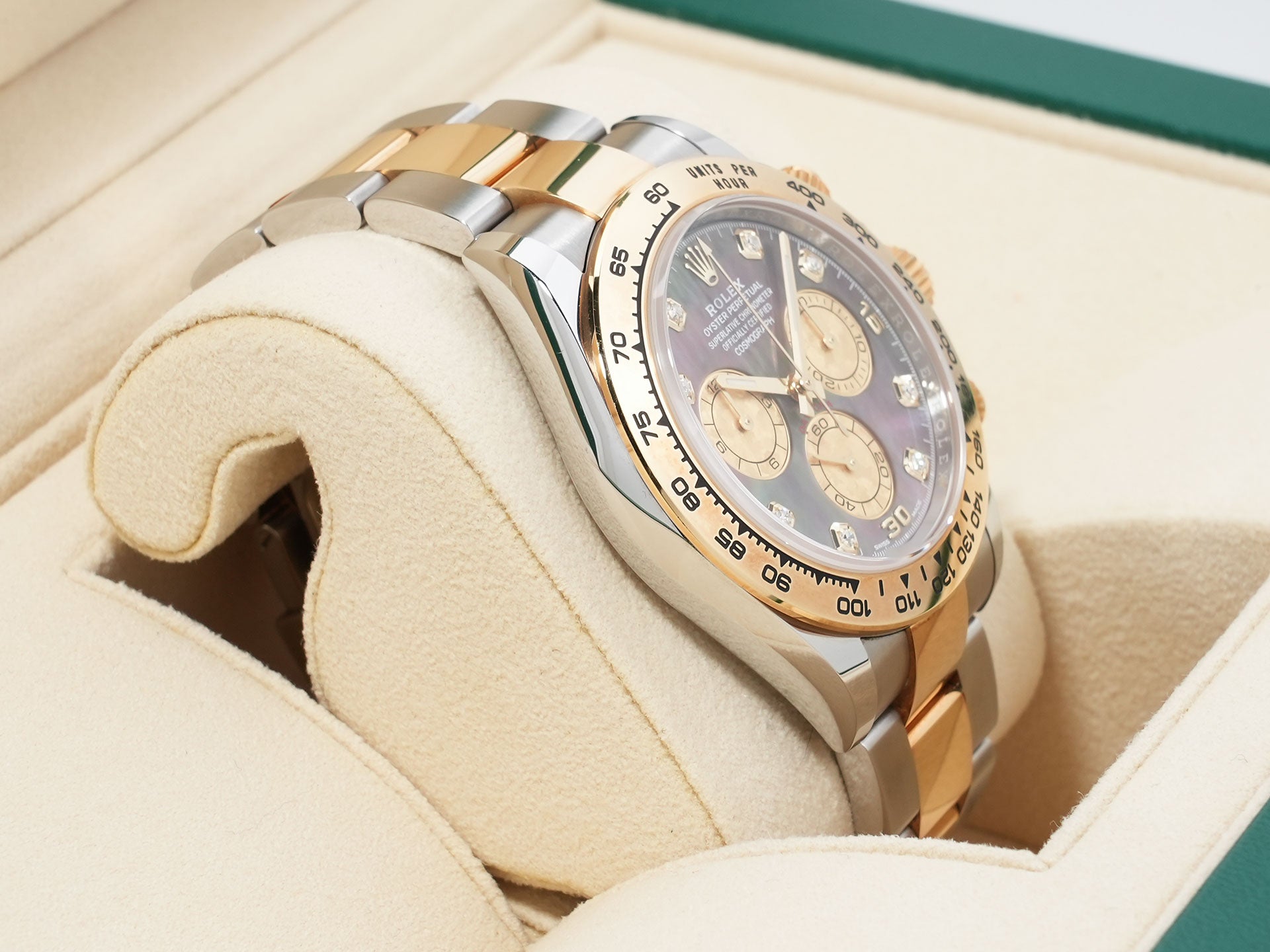 Pre-owned Rolex Daytona Ref. 116503NG Stainless Steel/Yellow Gold with Black Shell Dial (hvxa96pa)