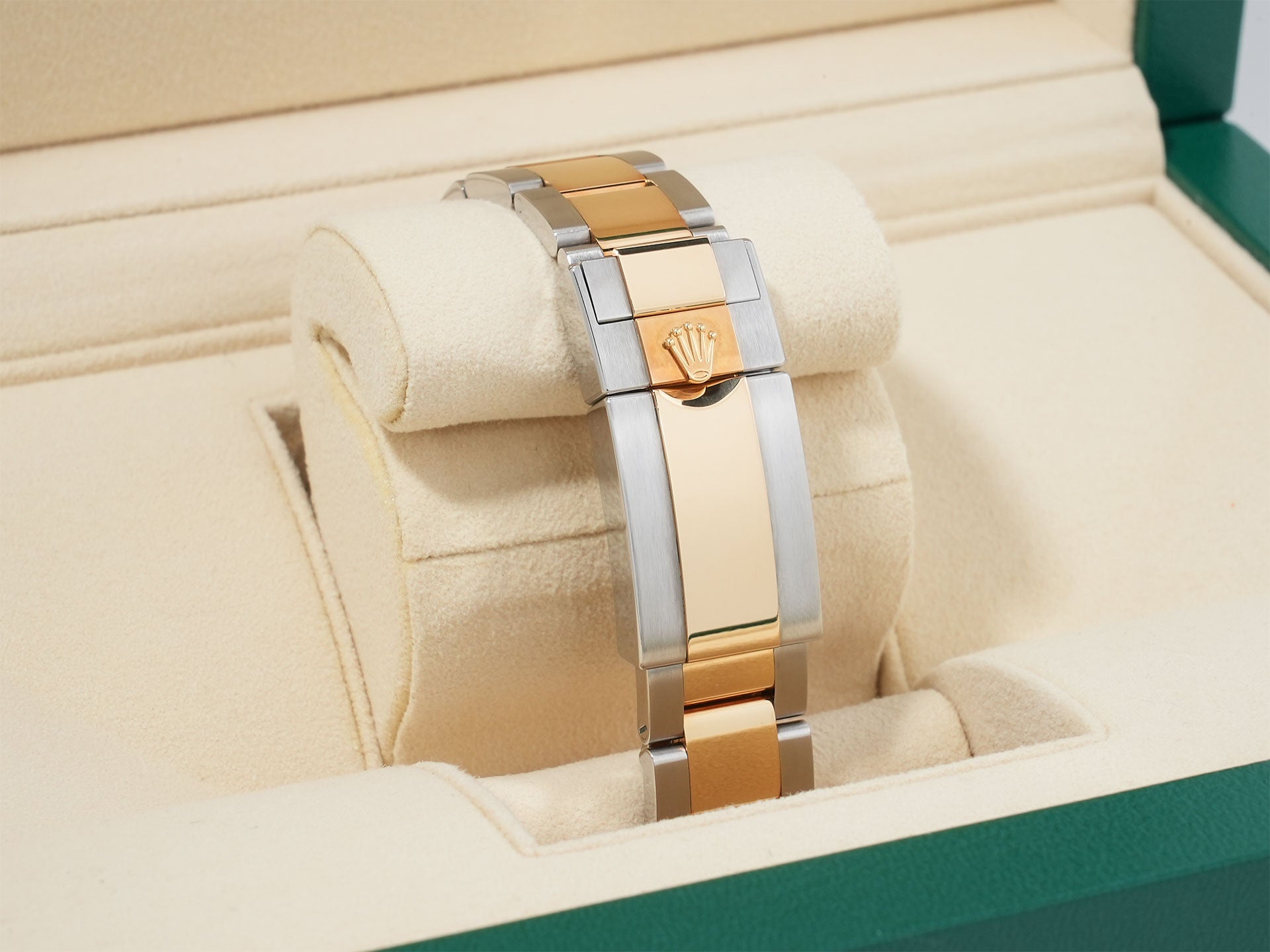 Pre-owned Rolex Daytona Ref. 116503NG Stainless Steel/Yellow Gold with Black Shell Dial (hvxa96pa)