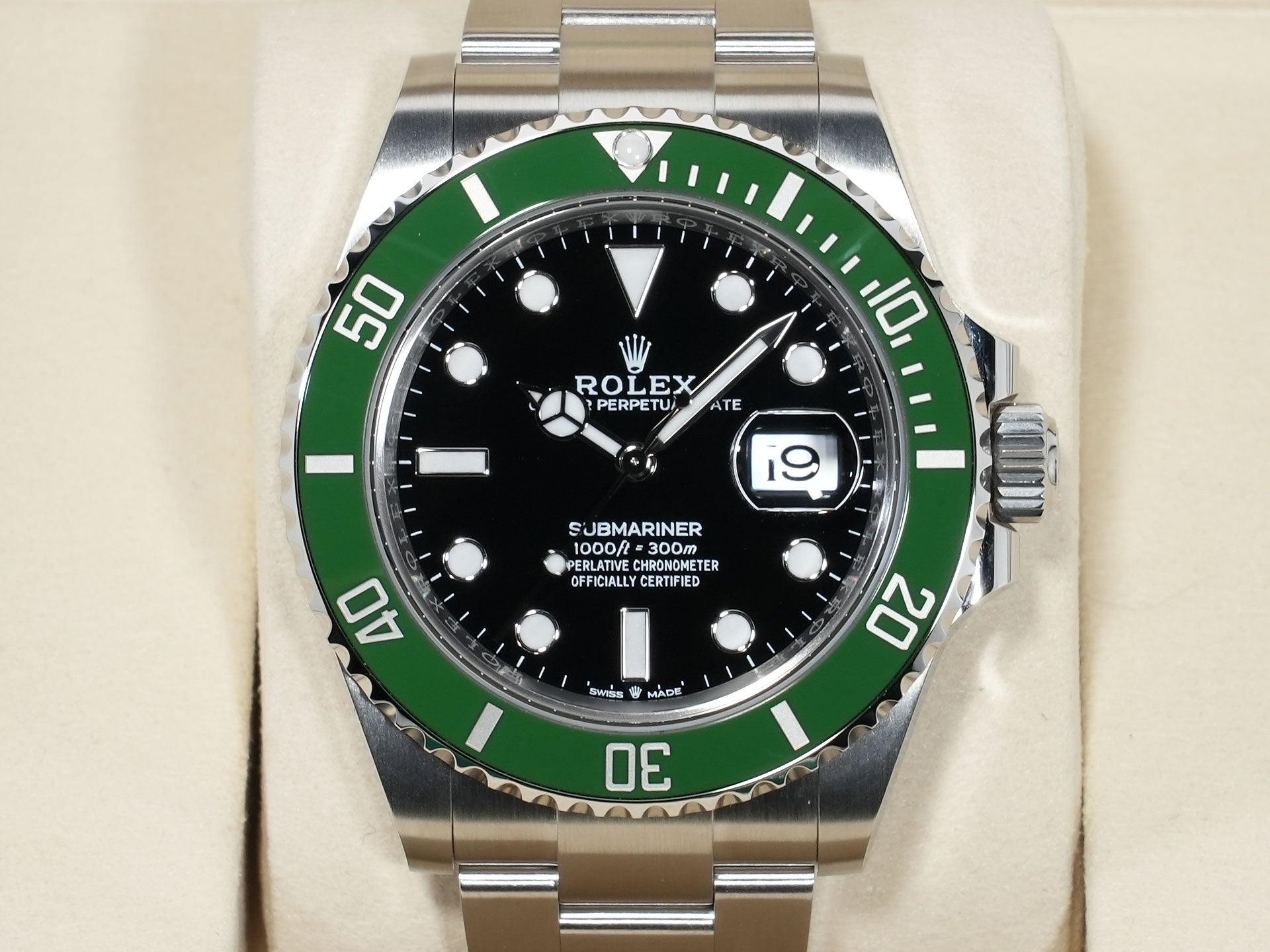 Rolex Submariner Date Ref. 126610LV Stainless Steel Black Dial Unused 7ezymi46