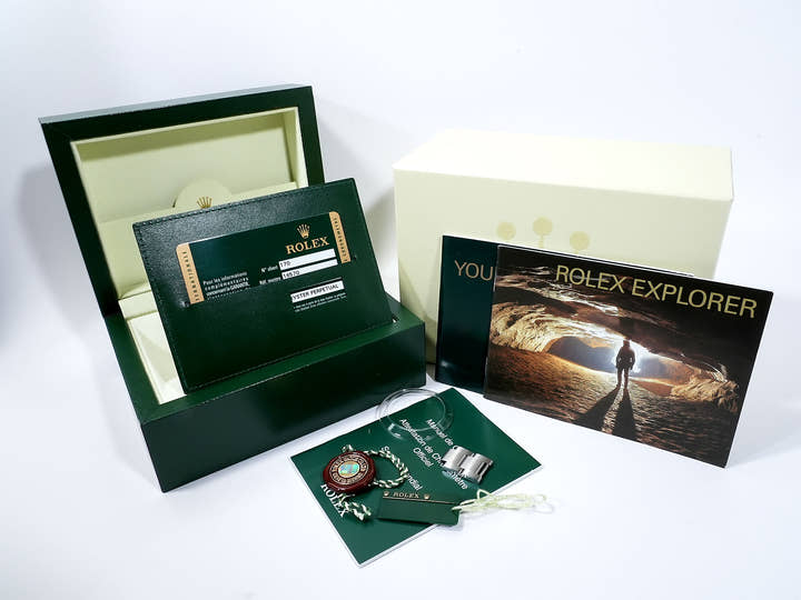 Rolex Explorer II Ref. 16570 Stainless Steel White Dial Oyster Bracelet Excellent Condition xh8hekz4