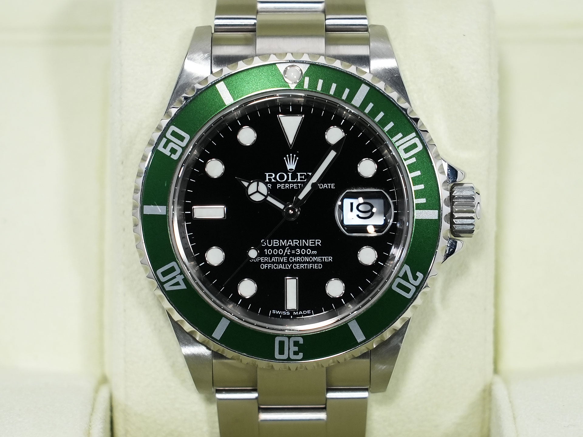Rolex Submariner Date Ref. 16610LV Stainless Steel Black Dial Excellent Condition fk692b62