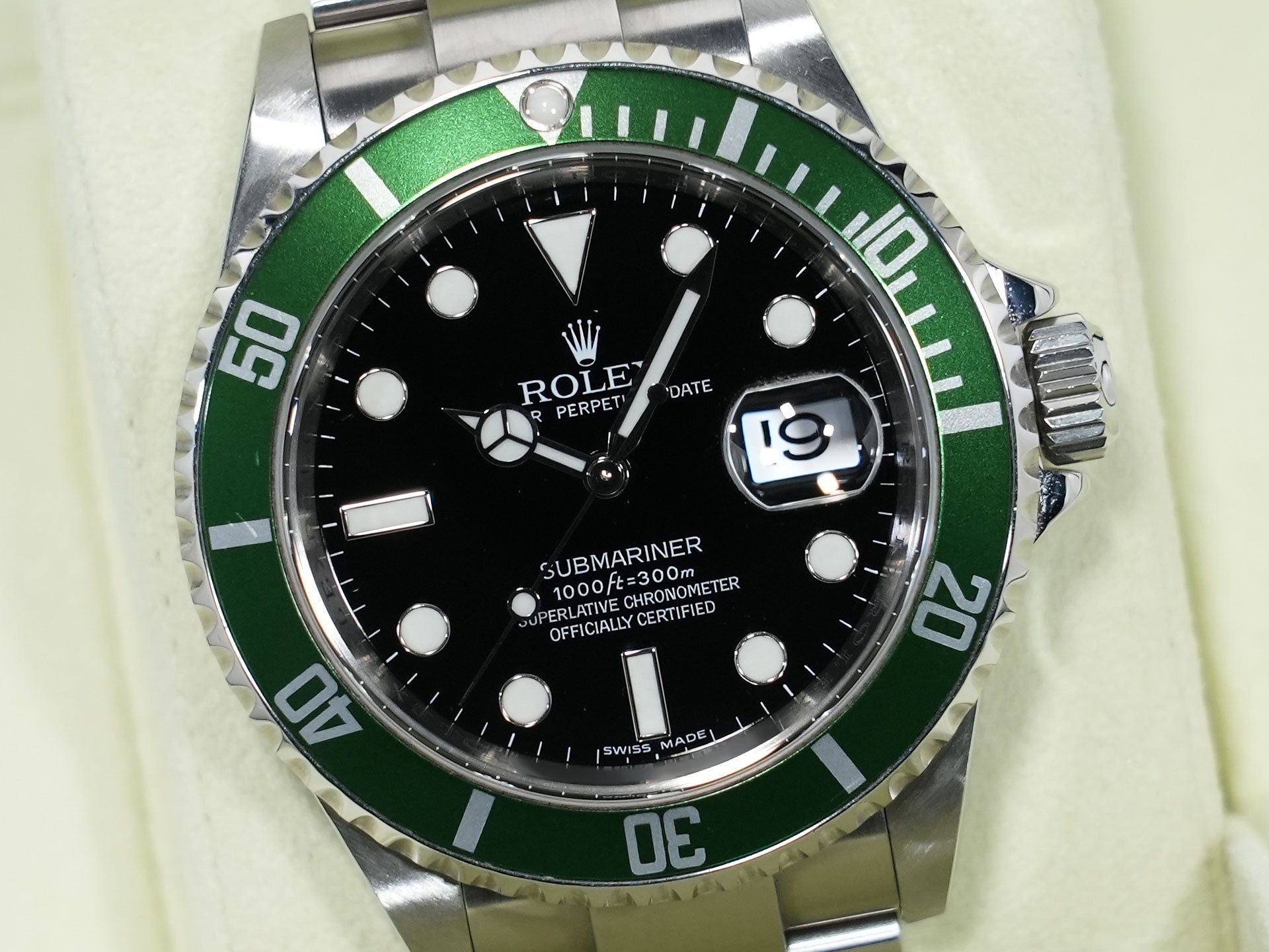 Rolex Submariner Date Ref. 16610LV Stainless Steel Black Dial Excellent Condition fk692b62
