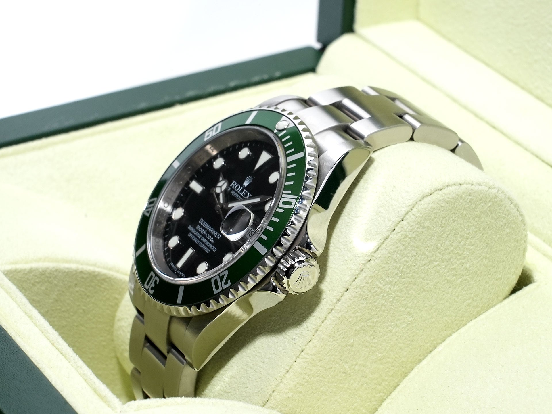 Rolex Submariner Date Ref. 16610LV Stainless Steel Black Dial Excellent Condition fk692b62