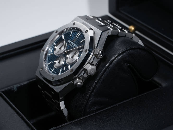 オーデマピゲ ロイヤルオーク クロノグラフ Ref.26331ST.OO.1220ST.01 ステンレススチール ブルー文字盤 中古 6wmhpn2s