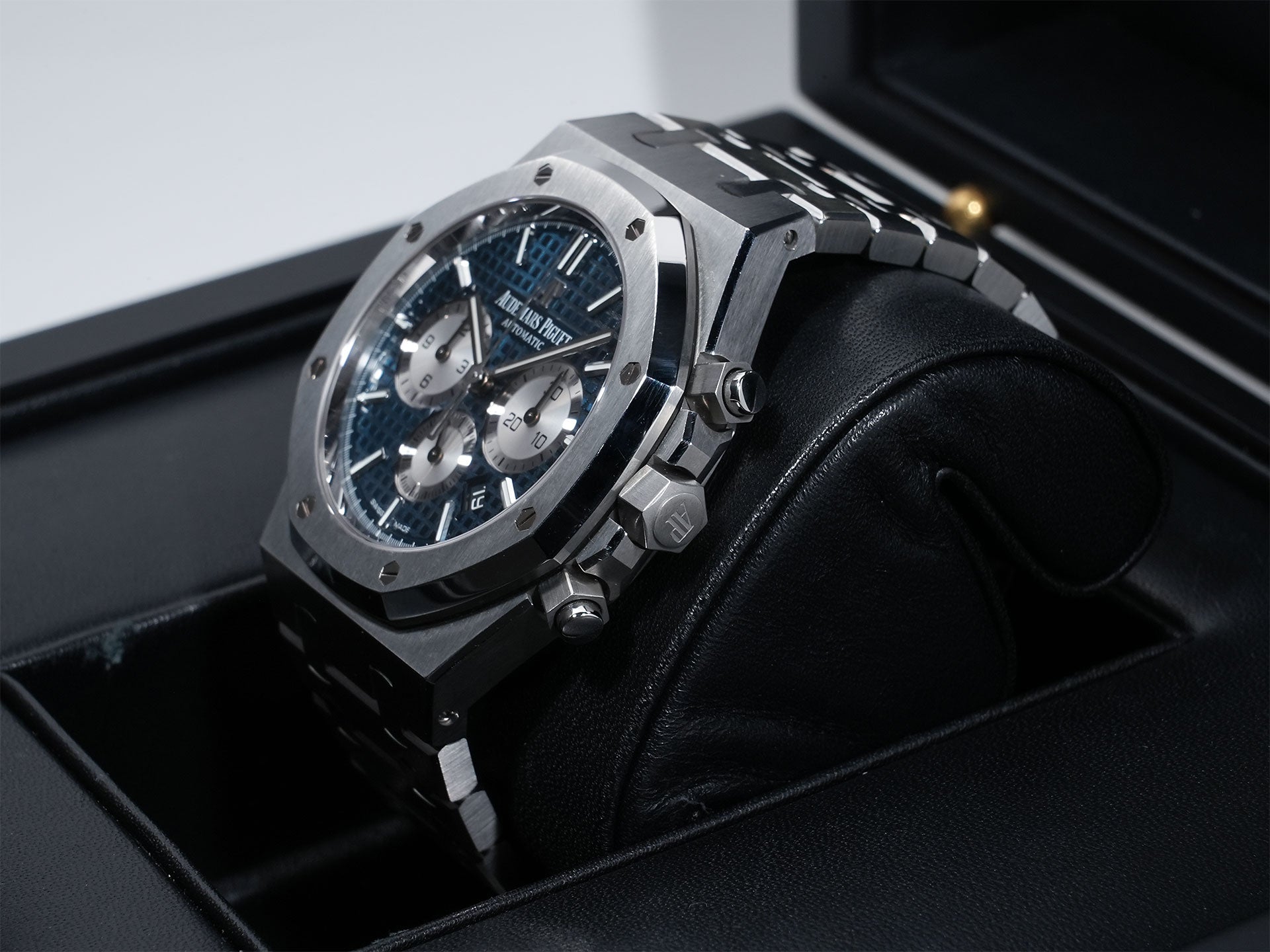 オーデマピゲ ロイヤルオーク クロノグラフ Ref.26331ST.OO.1220ST.01 ステンレススチール ブルー文字盤 中古 6wmhpn2s