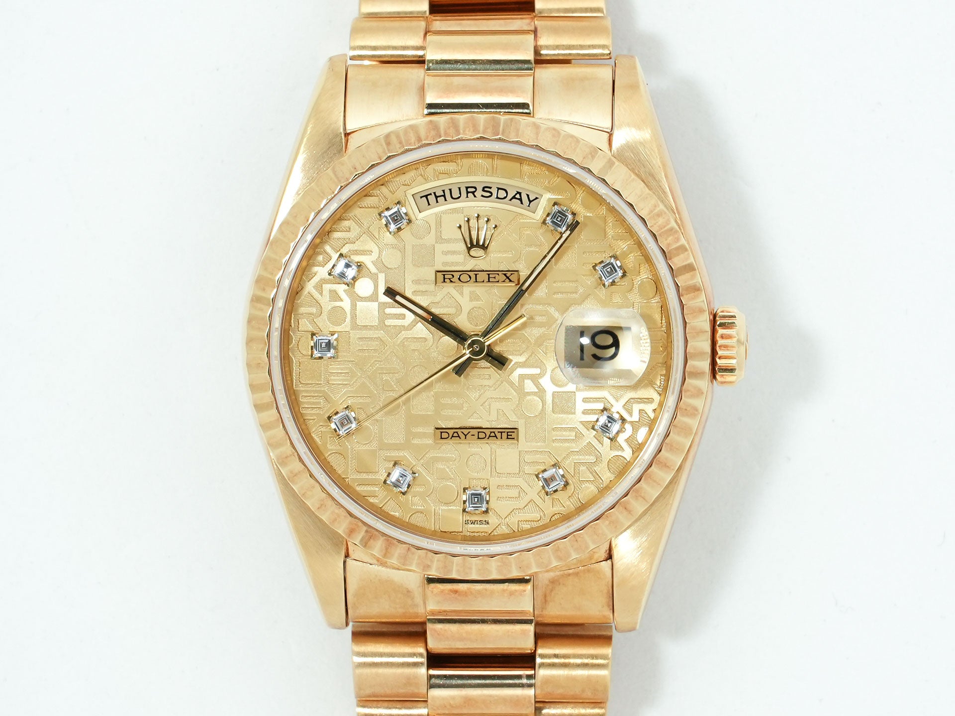 Pre-owned Rolex Day-Date 36 Ref. 18238G Yellow Gold Champagne with 10 Diamond Dials nmuiai3p