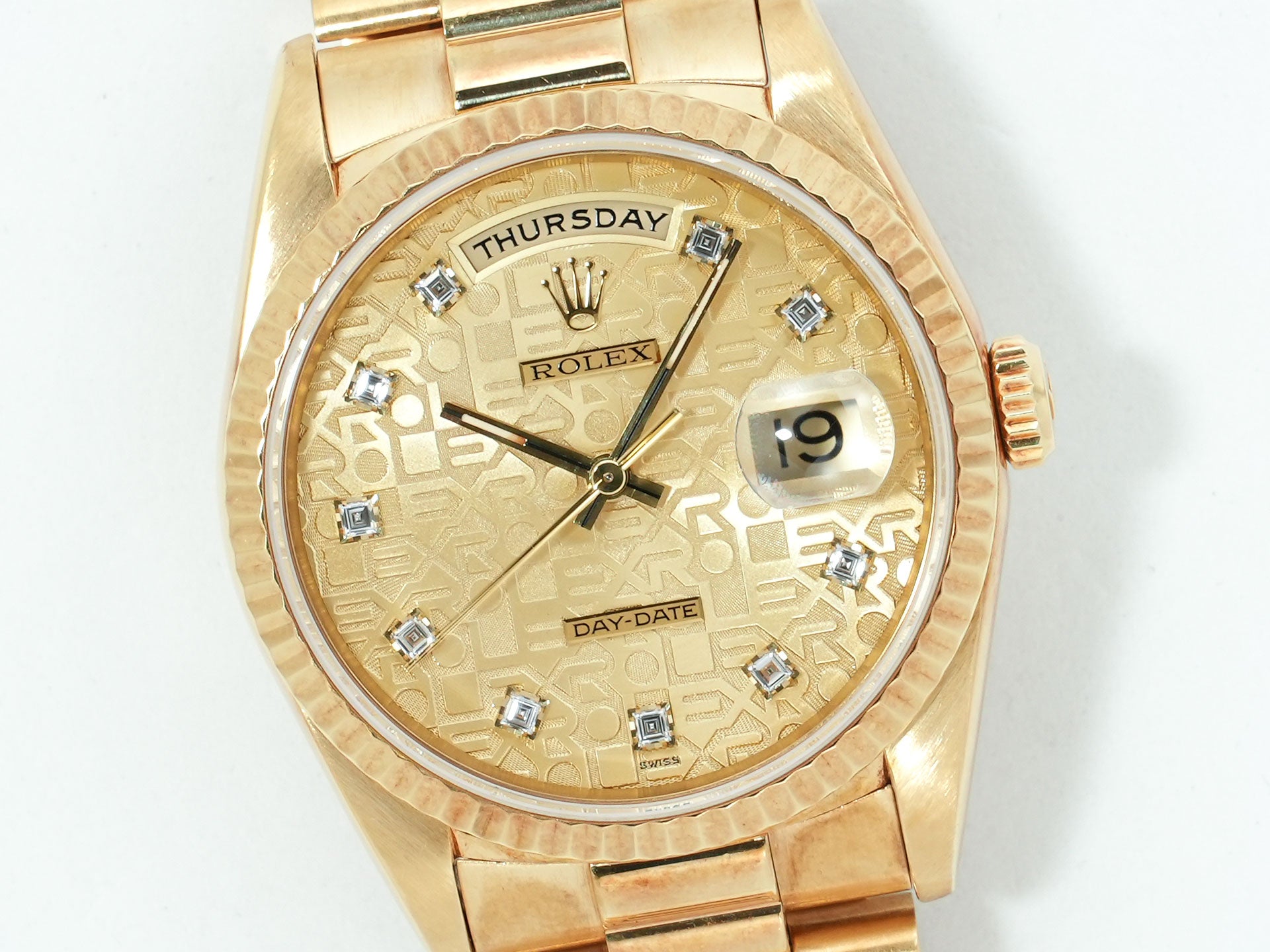Pre-owned Rolex Day-Date 36 Ref. 18238G Yellow Gold Champagne with 10 Diamond Dials nmuiai3p
