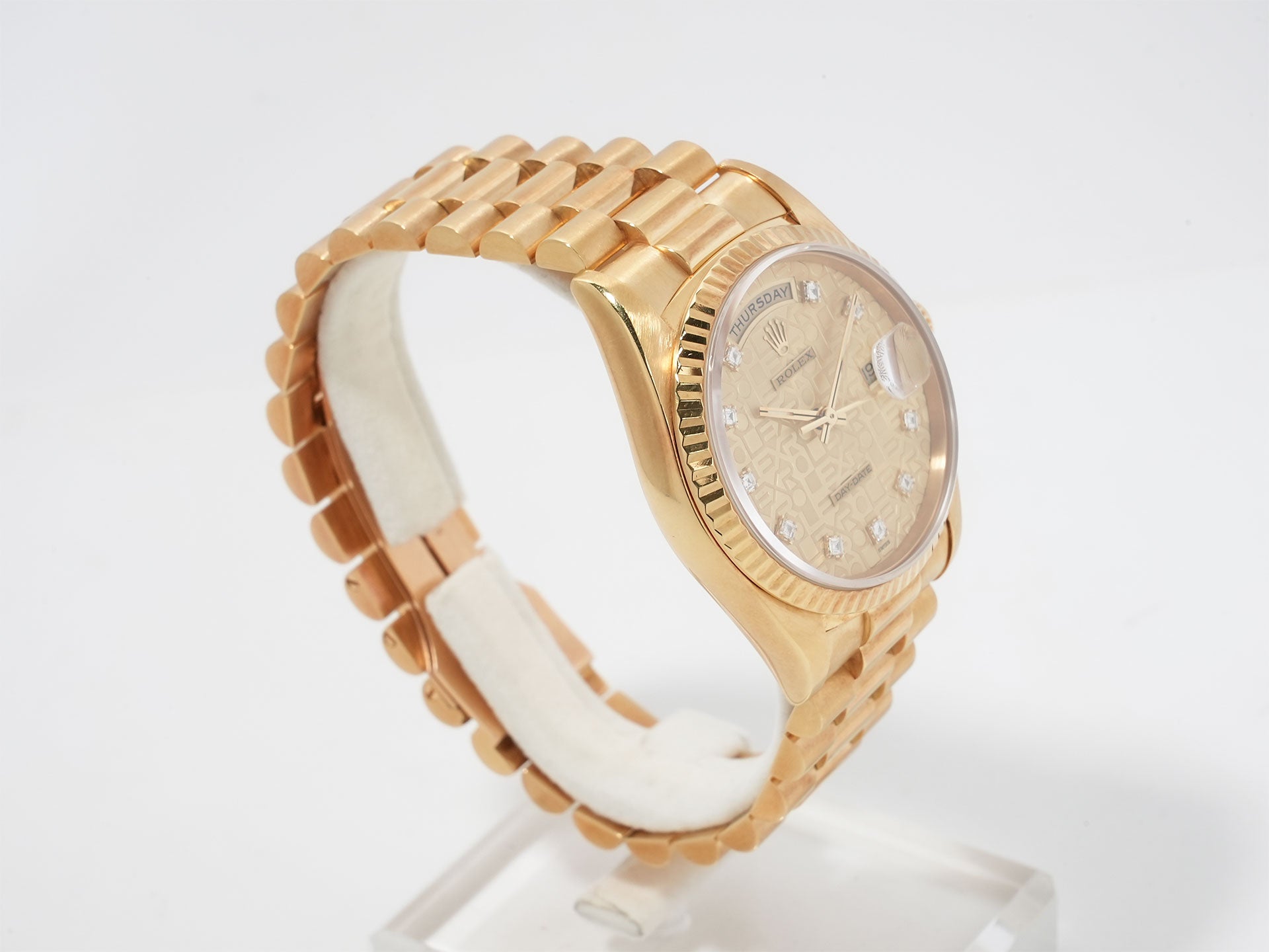 Pre-owned Rolex Day-Date 36 Ref. 18238G Yellow Gold Champagne with 10 Diamond Dials nmuiai3p