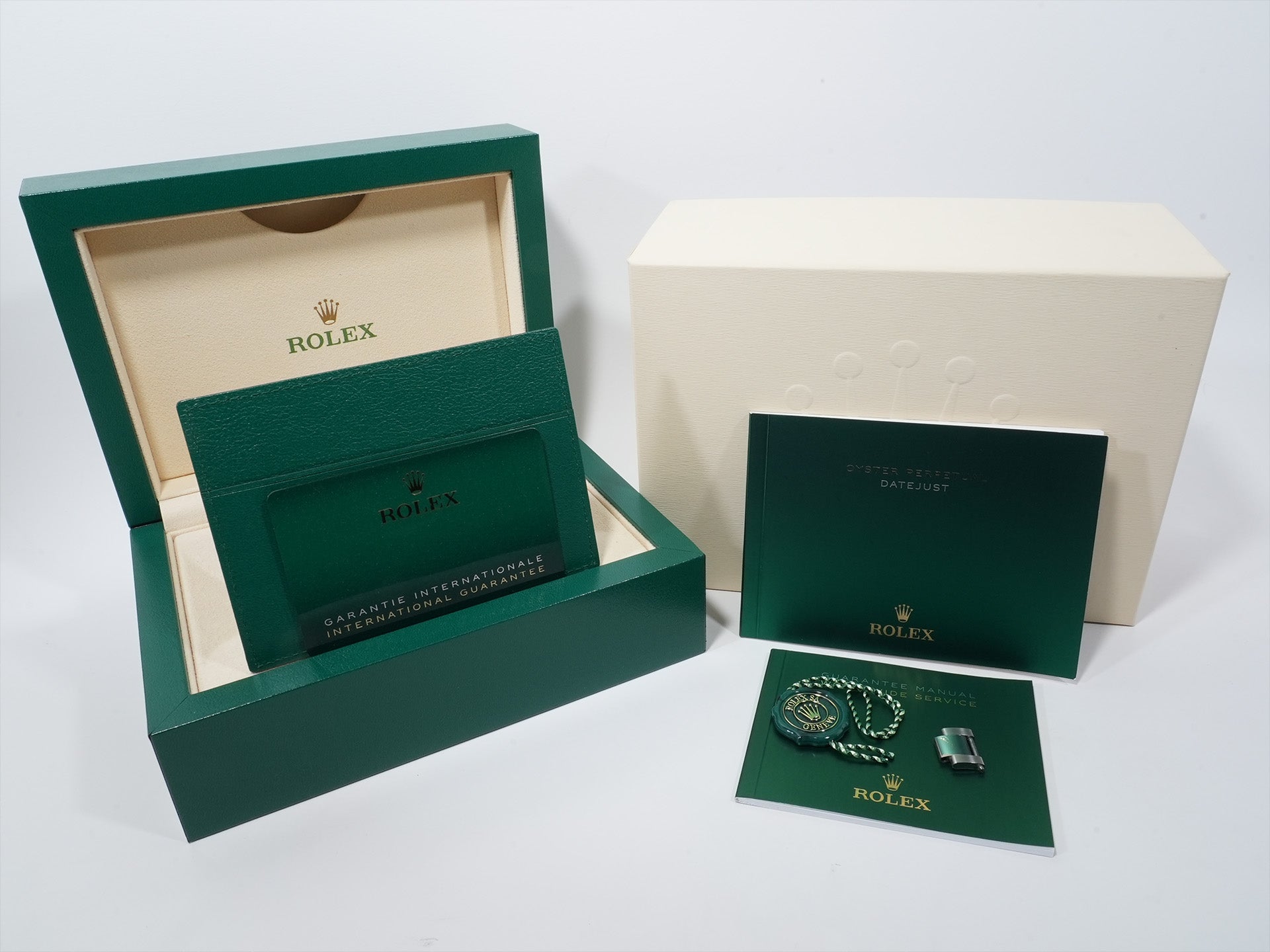 Pre-owned Rolex Datejust 36 Ref. 126200 Stainless Steel White Dial Oyster Bracelet qg6fipn3