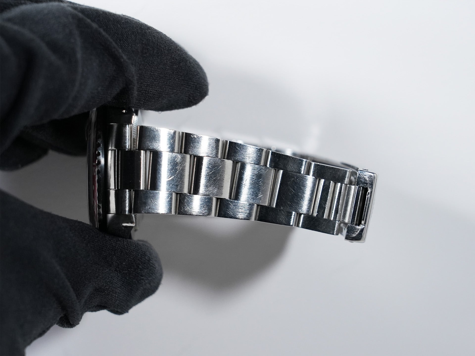 Pre-owned Rolex GMT-Master Ref. 16750 Stainless Steel Black Dial Oyster Bracelet t76optc5