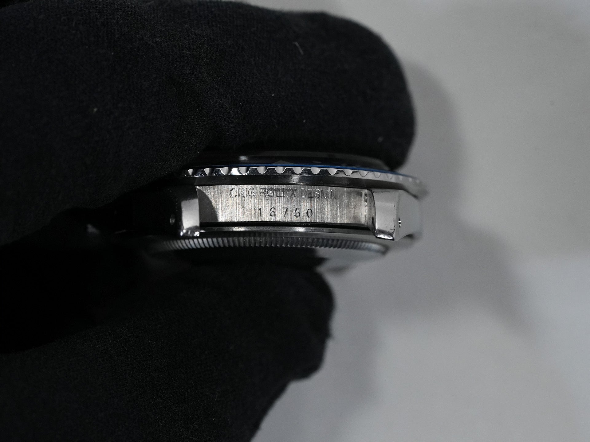 Pre-owned Rolex GMT-Master Ref. 16750 Stainless Steel Black Dial Oyster Bracelet t76optc5