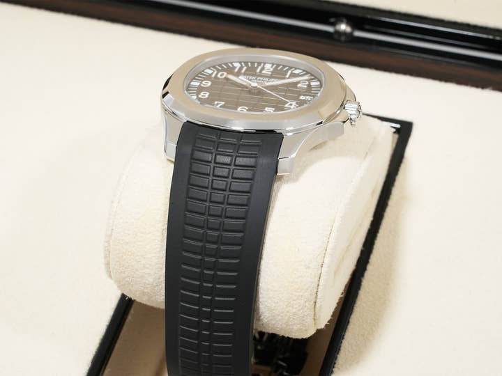 Patek Philippe Aquanaut Ref. 5167A-001 Stainless Steel Black Dial Pre-owned 8fbt4knp