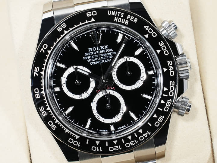 Rolex Daytona Ref. 126500LN Stainless Steel Black Dial Excellent Condition Pre-Owned 7nibmo4k