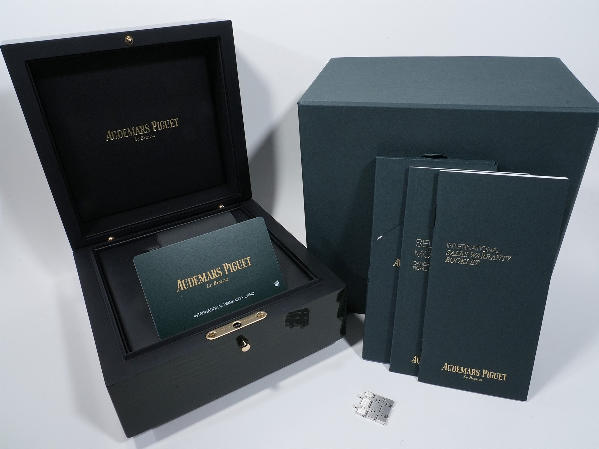 オーデマピゲ ロイヤルオーク Ref.15503BC.OO.1220BC.01 ホワイトゴールド ブルー文字盤 極美品 dt9u75er