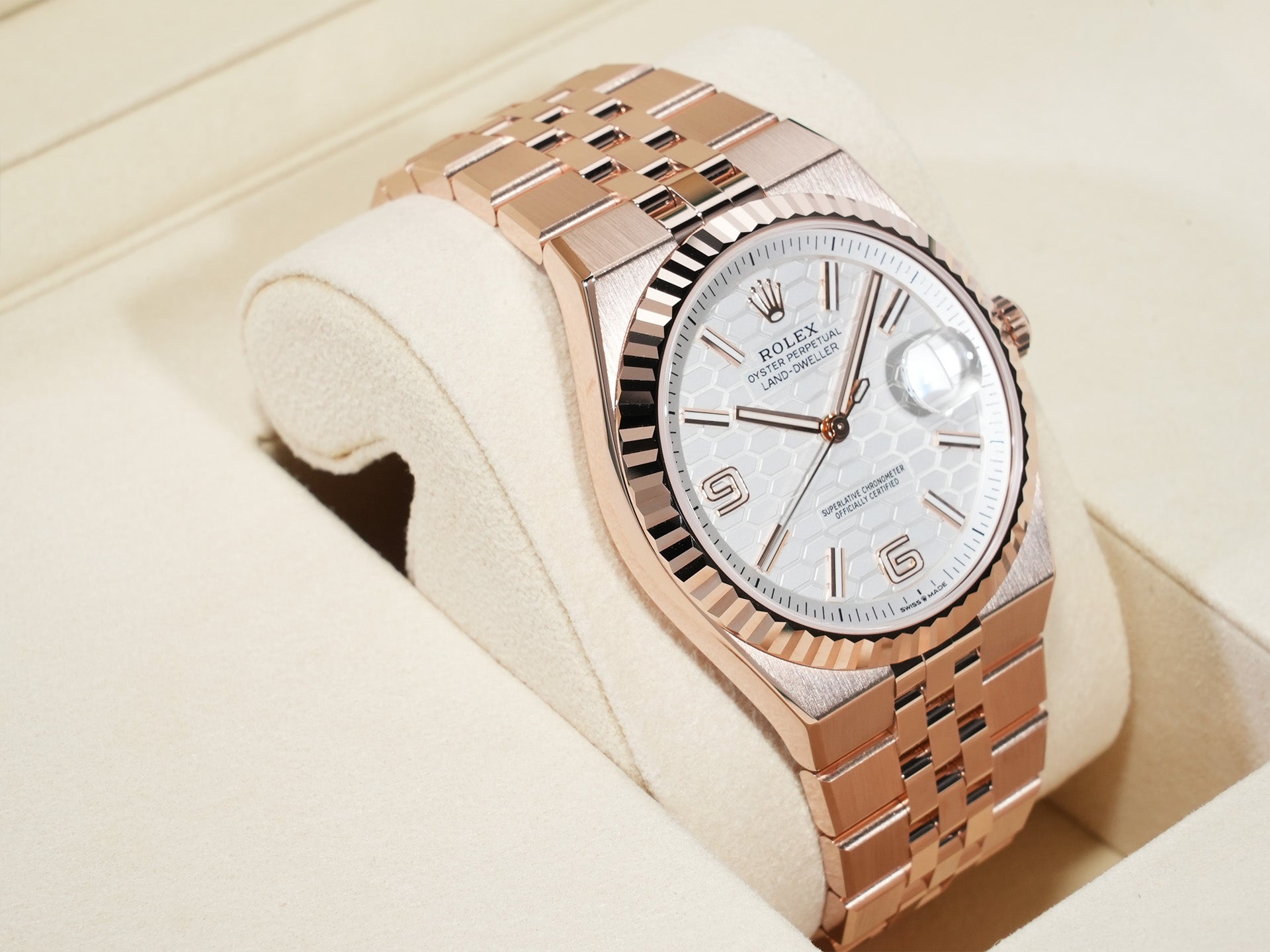 ロレックス ランドドゥエラー Ref.127335 エバーローズゴールド ホワイト文字盤 ジュビリーブレスレット 未使用 62xkzt6v