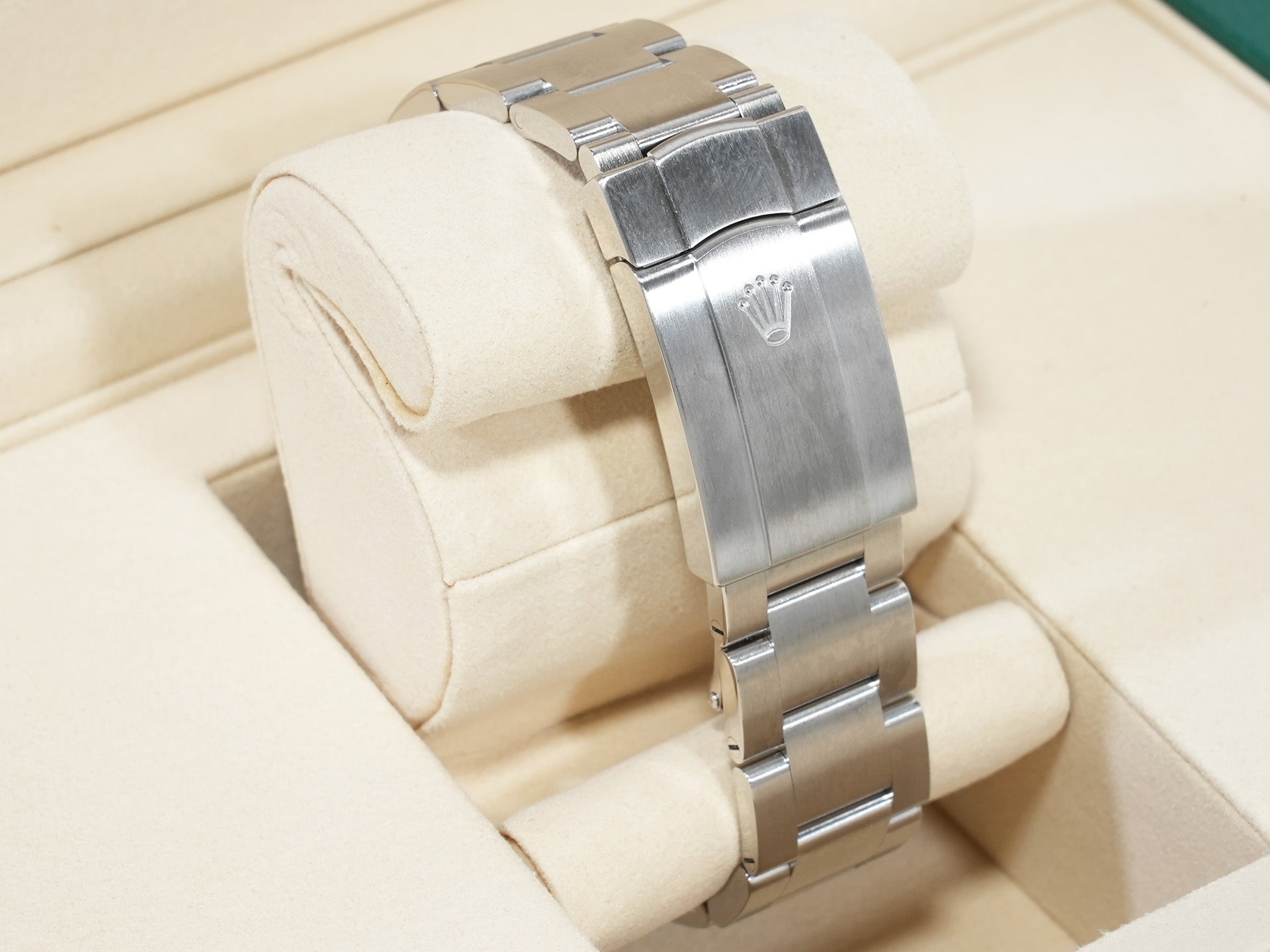 Rolex Oyster Perpetual 41 Ref. 134300 Stainless Steel Lavender Dial Unused 26hrjzaz