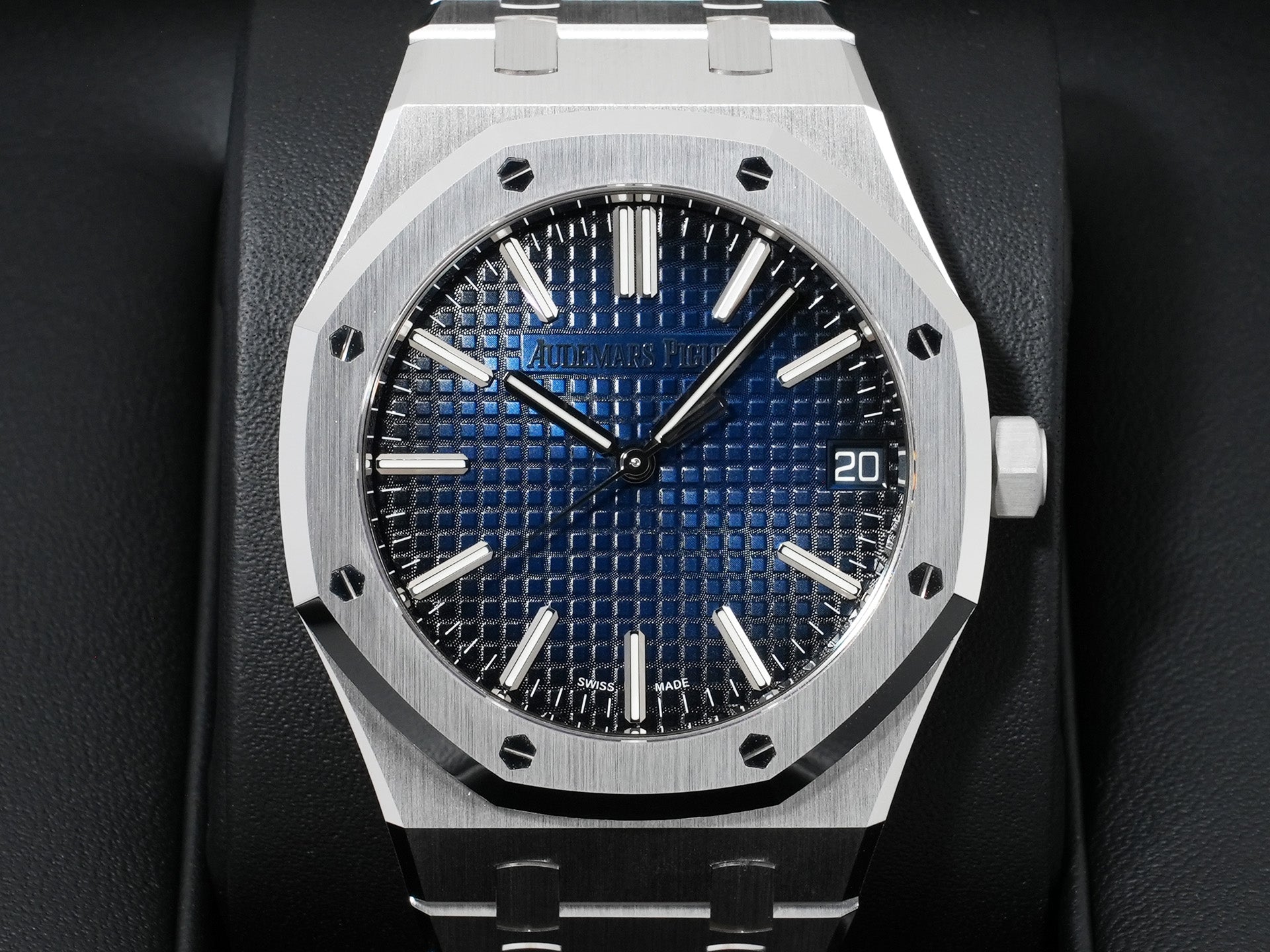 オーデマピゲ ロイヤルオーク Ref.15510BC.OO.1320BC.04 ホワイトゴールド スモークブルー文字盤 未使用 bf7gv4tx