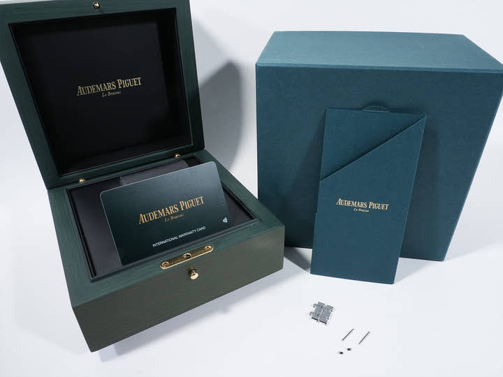 オーデマピゲ ロイヤルオーク Ref.15510BC.OO.1320BC.04 ホワイトゴールド スモークブルー文字盤 未使用 bf7gv4tx