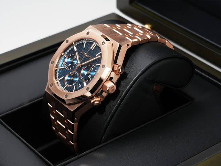 オーデマピゲ ロイヤルオーク クロノグラフ Ref.26715OR.OO.1356OR.01 ピンクゴールド ナイトブルー文字盤 未使用 73u4tcrp