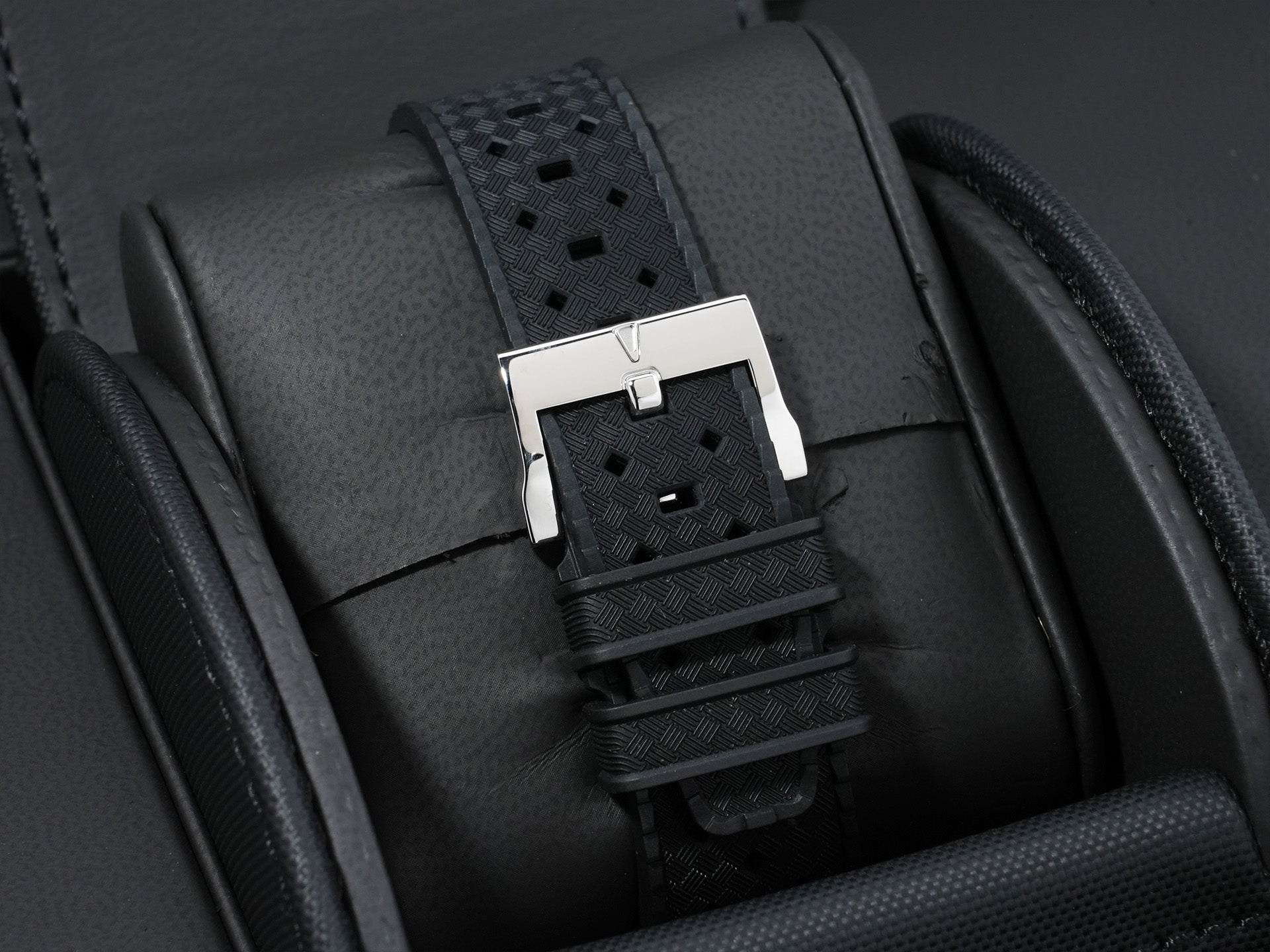 Blancpain Fifty Fathoms Barracuda Ref. 5008B-1130-B52A Stainless Steel Black Dial Unused kq8wdnn9