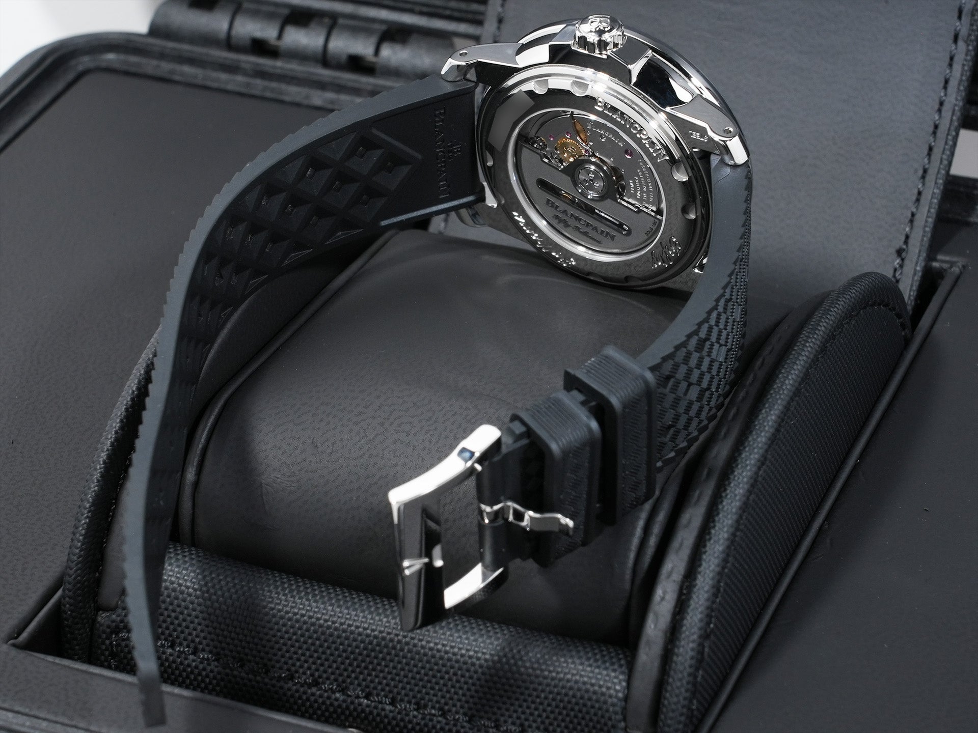 Blancpain Fifty Fathoms Barracuda Ref. 5008B-1130-B52A Stainless Steel Black Dial Unused kq8wdnn9