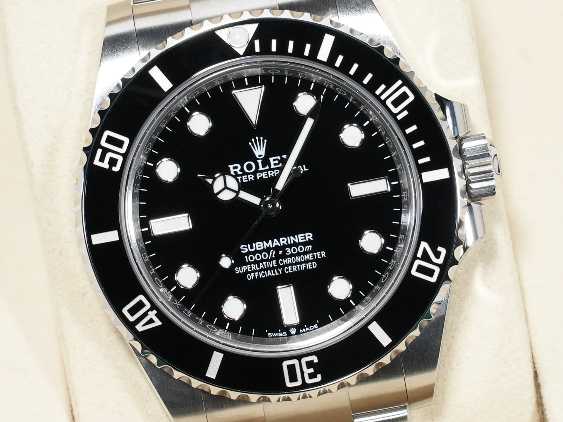 ロレックス サブマリーナー ノンデイト Ref.124060 ステンレススチール ブラック文字盤 未使用 uv3quir2