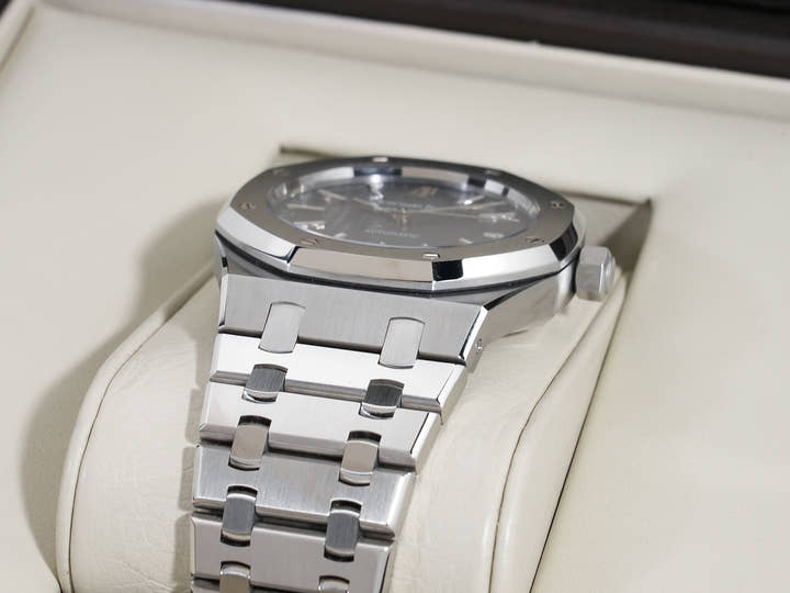 Audemars Piguet Royal Oak Ref.15300ST.OO.1220ST.02 Stainless Steel Blue Dial Pre-owned dbfi7cct