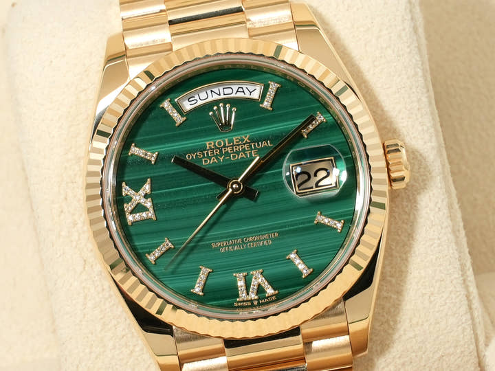 ロレックス デイデイト36 Ref.128238 イエローゴールド マラカイト文字盤 中古 cv863k8i