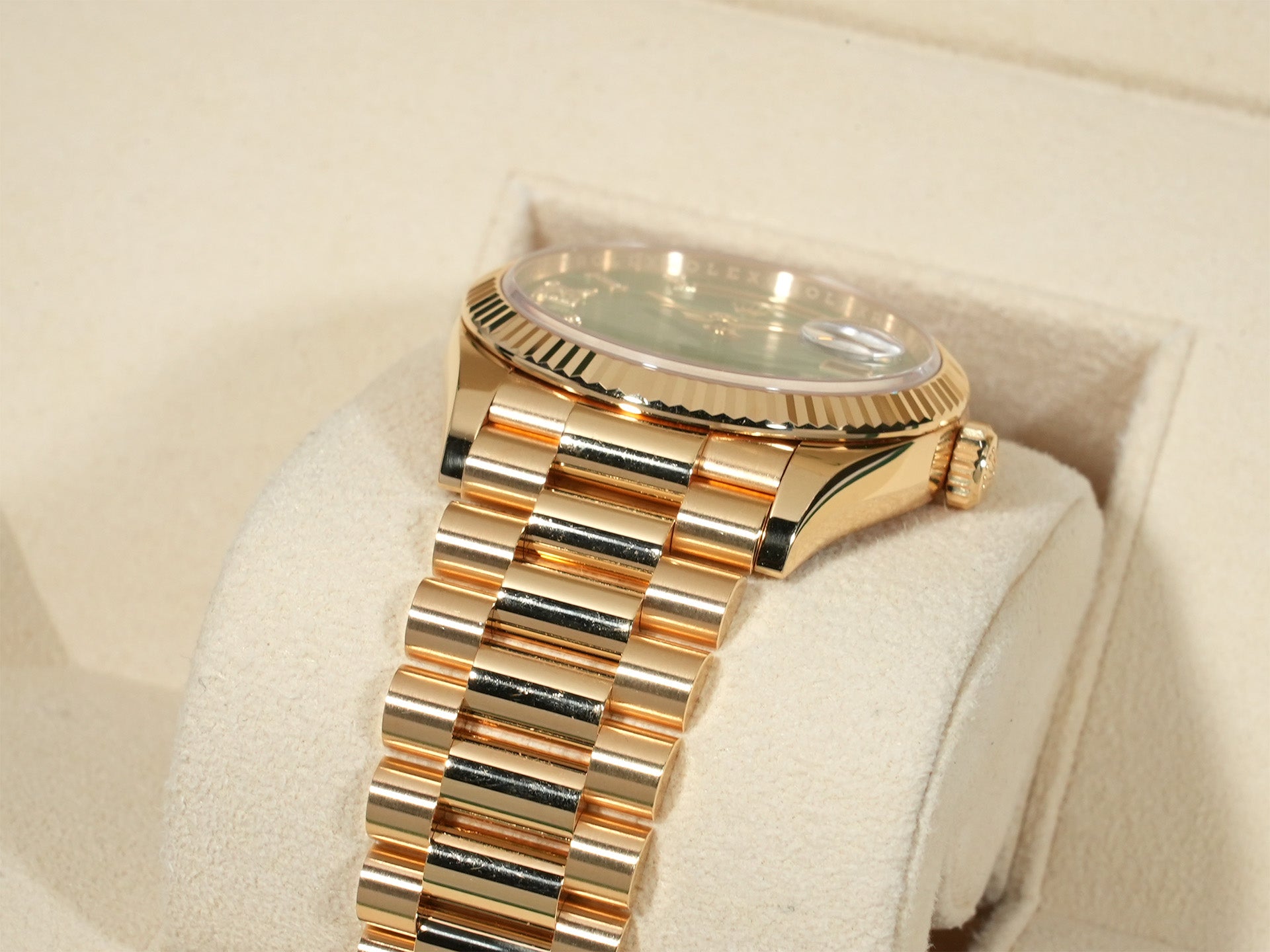 ロレックス デイデイト36 Ref.128238 イエローゴールド マラカイト文字盤 中古 cv863k8i