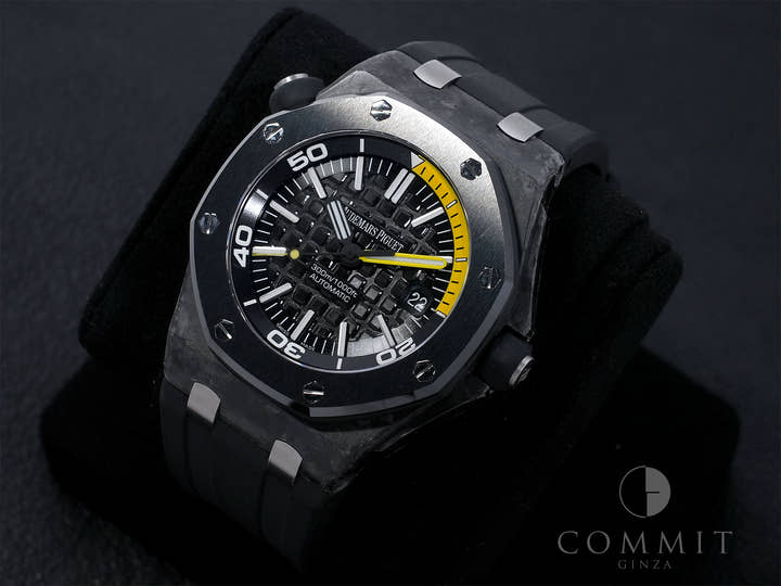 Audemars Piguet Royal Oak Offshore Diver Ref. 15706AU.OO.A002CA.01 Carbon Black Dial Pre-owned hbysx25g