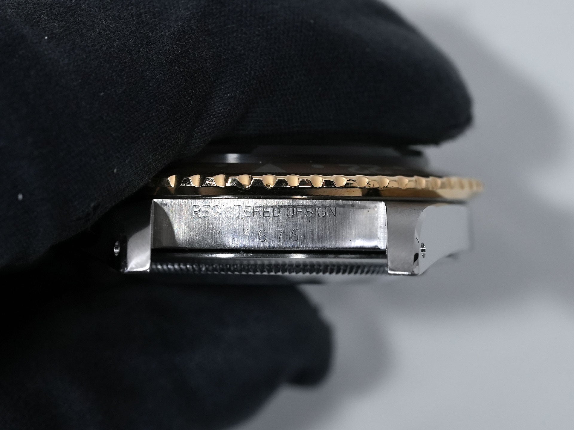 ロレックス GMTマスター Ref.1675/3 ステンレススチール/イエローゴールド ブラウン文字盤 オイスターブレスレット 中古 rjug2qu7