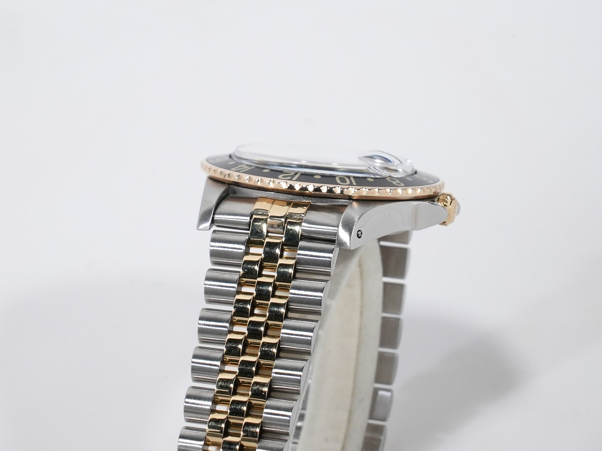 ロレックス GMTマスター Ref.16753 ステンレススチール/イエローゴールド ブラック文字盤 ジュビリーブレスレット 中古 56nqjw2u