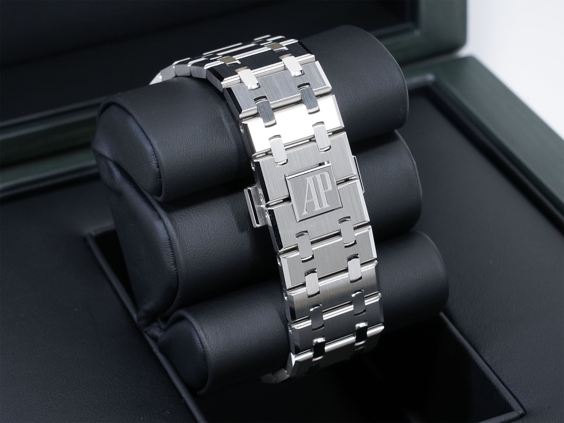 オーデマピゲ ロイヤルオーク クロノグラフ 50周年記念 Ref.26240ST.OO.1320ST.03 ステンレススチール シルバー文字盤 未使用 u7f2bdoa