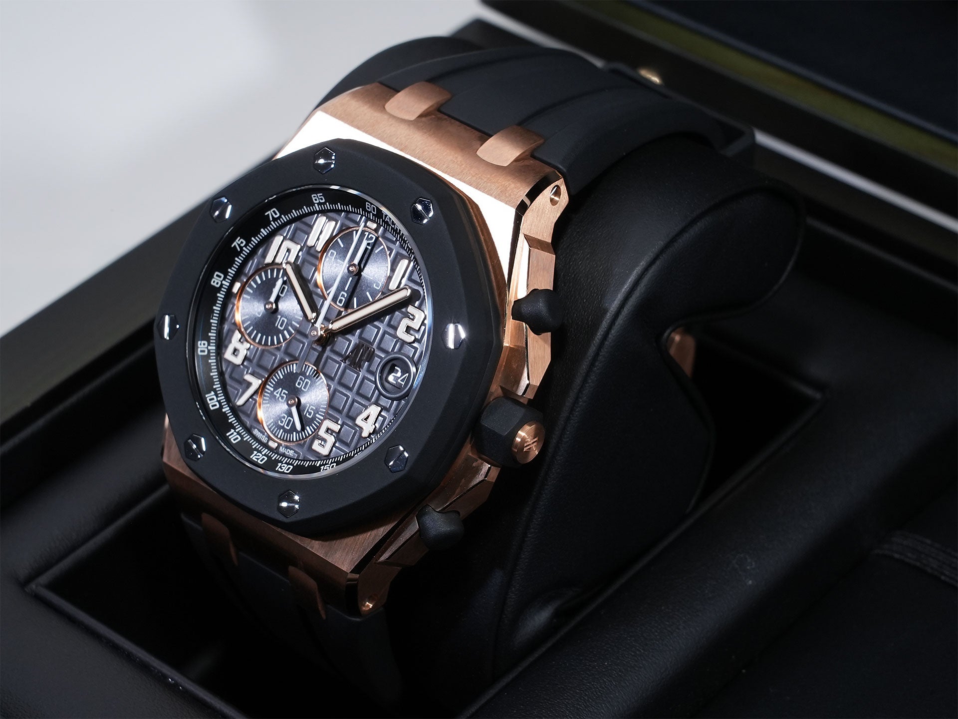 Audemars Piguet Royal Oak Offshore Chronograph Ref. 26238OK.OO.A002CA.01 Pink Gold Slate Gray Dial Unused mowqoqvx