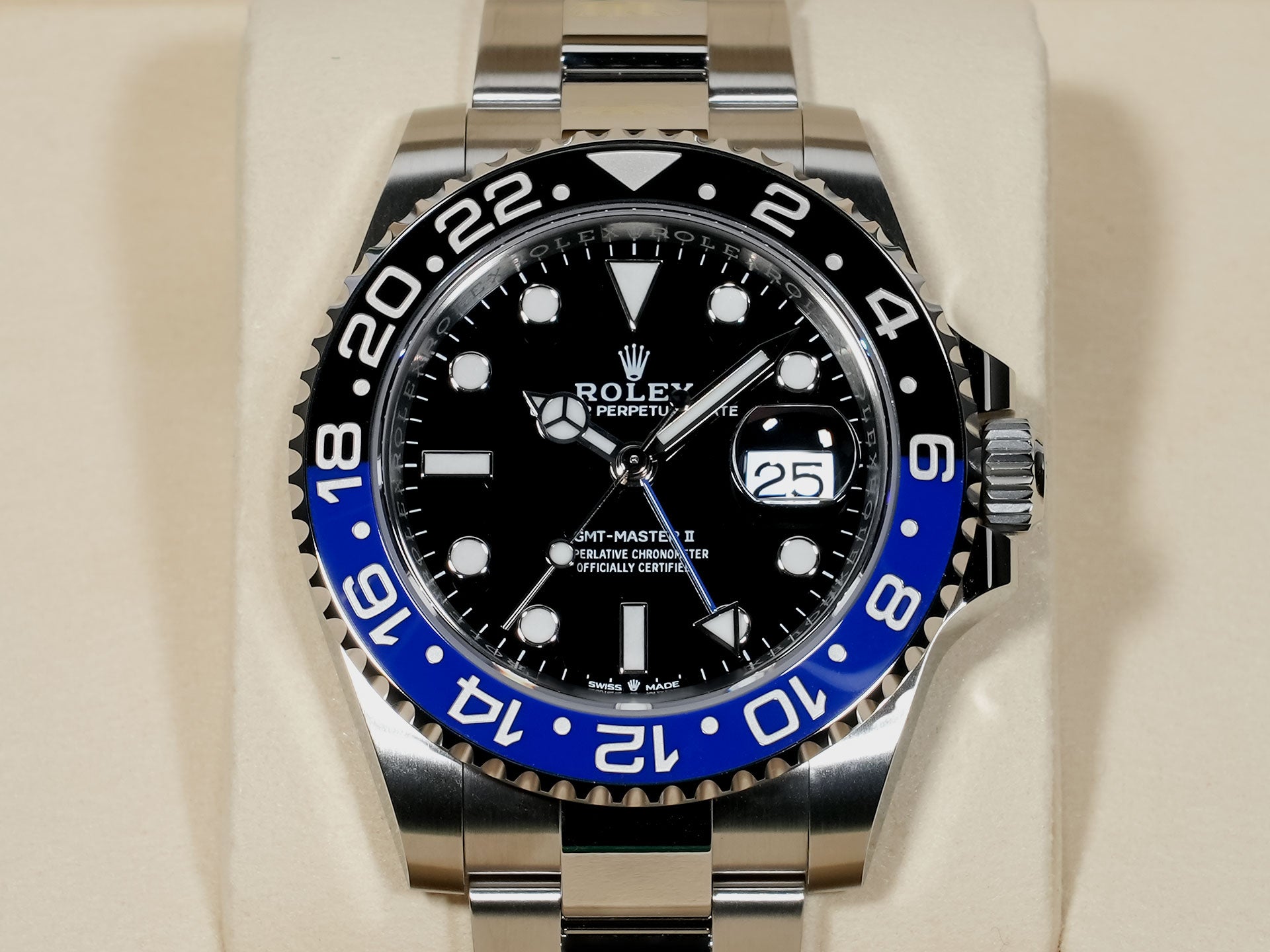ロレックス GMTマスターII Ref.126710BLNR ステンレススチール ブラック文字盤 オイスターブレスレット 未使用 newkghj2