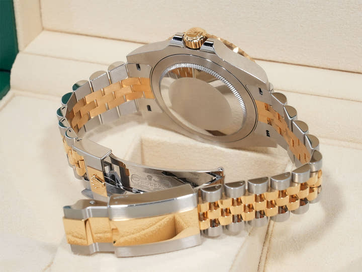 ロレックス GMTマスターII Ref.126713GRNR ステンレススチール/イエローゴールド ブラック文字盤 ジュビリーブレスレット 中古 sxiyh8b8