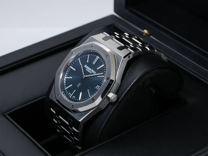 オーデマピゲ ロイヤルオーク ジャンボ エクストラ シン Ref.15202ST.OO.1240ST.01 ステンレススチール ブルー文字盤 中古 keuf7sj8