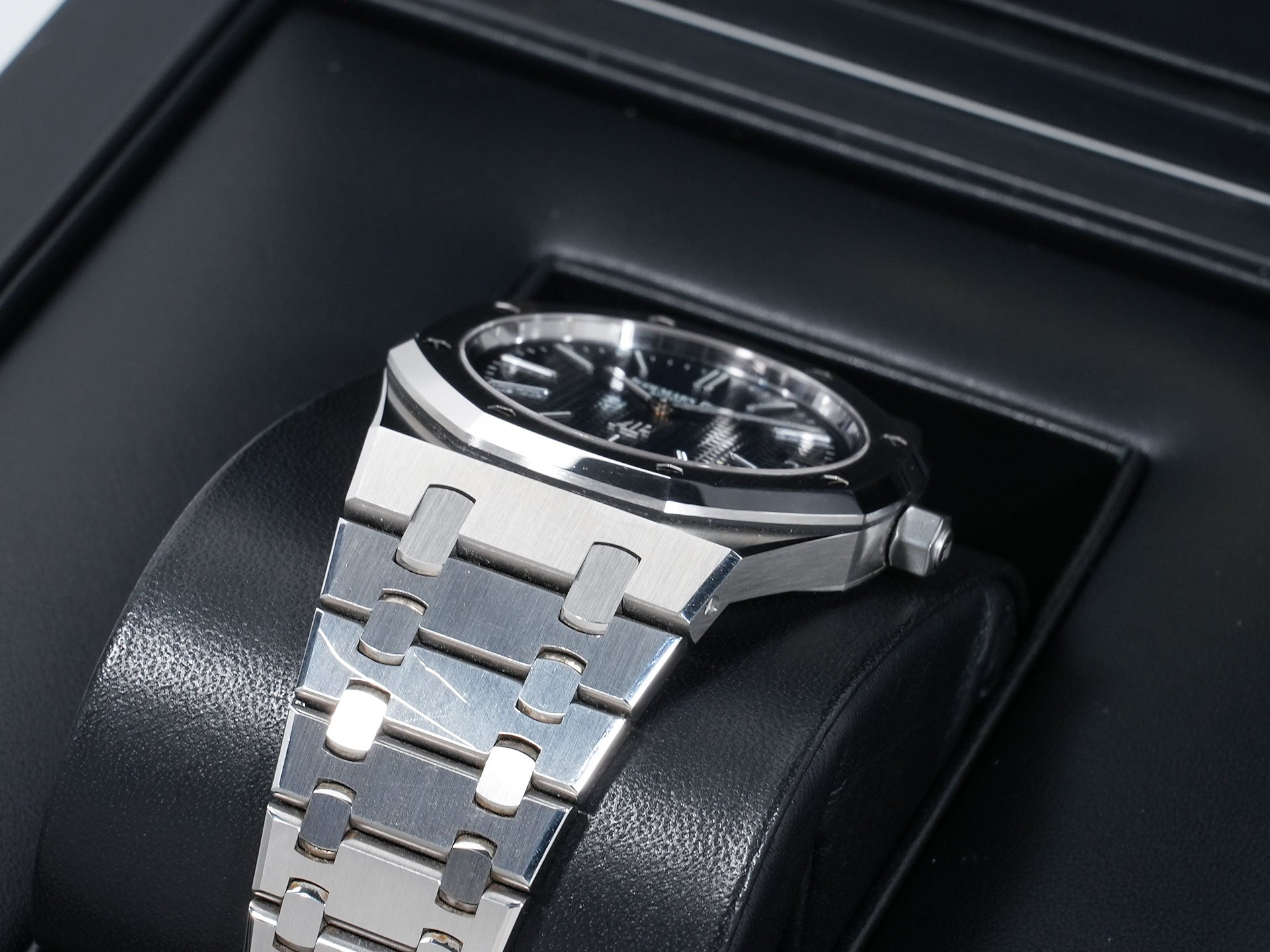 オーデマピゲ ロイヤルオーク ジャンボ エクストラ シン Ref.15202ST.OO.1240ST.01 ステンレススチール ブルー文字盤 中古 keuf7sj8