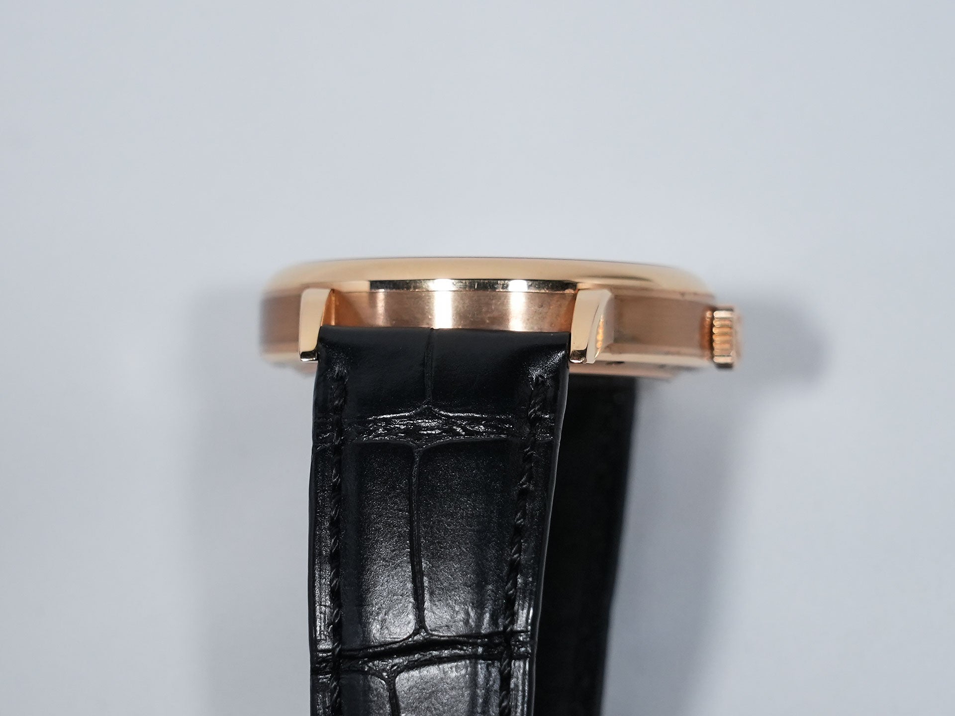 A.ランゲ＆ゾーネ サクソニア アウトサイズ デイト Ref.381.031 ピンクゴールド ブラック文字盤 中古 4atq8axv