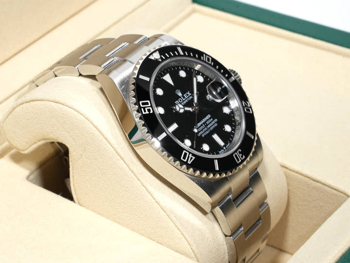 ロレックス サブマリーナー デイト Ref.126610LN ステンレススチール ブラック文字盤 未使用 jobn3qzf