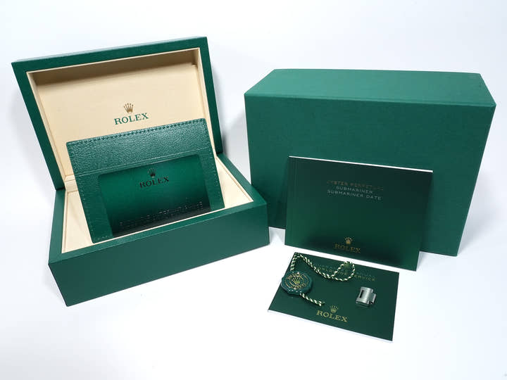 ロレックス サブマリーナー デイト Ref.126610LN ステンレススチール ブラック文字盤 未使用 jobn3qzf