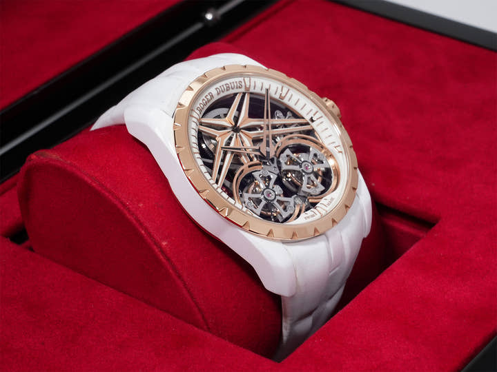 Roger Dubuis Excalibur Double Tourbillon Ref. DBEX0952 White Ceramic Skeleton Dial Pre-owned 78tt3phi