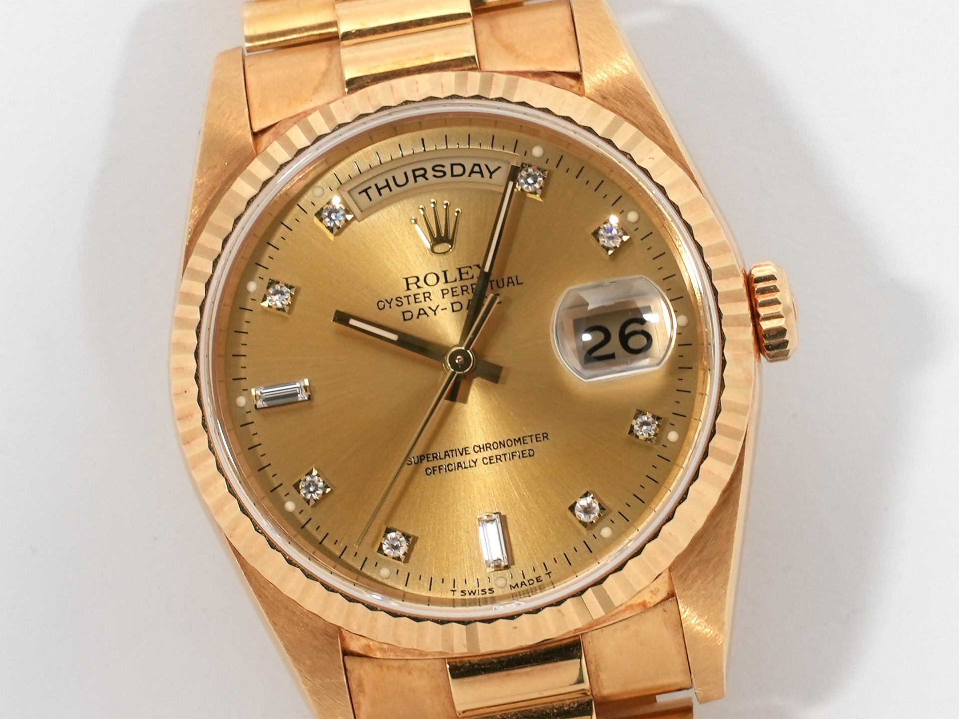 Rolex Day-Date 36 Ref. 18238A Yellow Gold Champagne with 10 Diamond Dial, Pre-owned i2ko3fo8