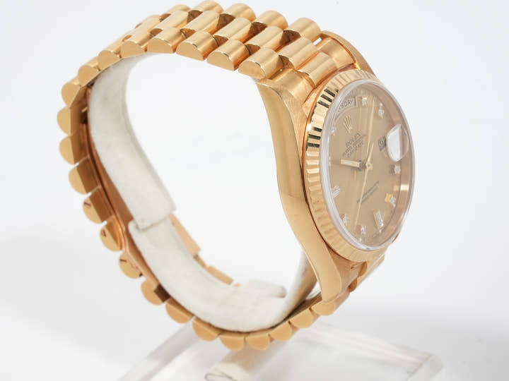 Rolex Day-Date 36 Ref. 18238A Yellow Gold Champagne with 10 Diamond Dial, Pre-owned i2ko3fo8