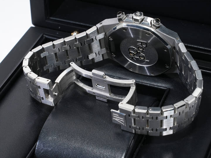 Audemars Piguet Royal Oak Chronograph Ref. 26331ST.OO.1220ST.02 Stainless Steel Black Dial Pre-owned zj4ubzjd