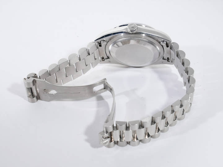 Pre-owned Rolex Day-Date Ref. 18206 in Platinum with Blue Milliard Dial (gop3my6c)
