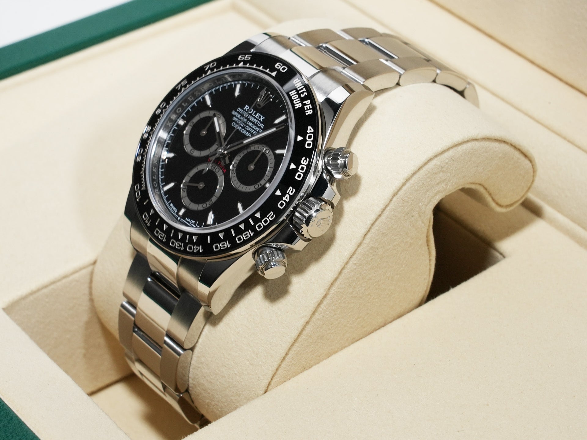 ロレックス デイトナ Ref.126500LN ステンレススチール ブラック文字盤 未使用 ueqopc4p